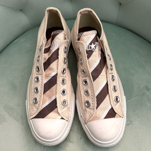 Women’s Size 7 Rare converse slip on with men’s striped tie detail - Picture 3 of 5